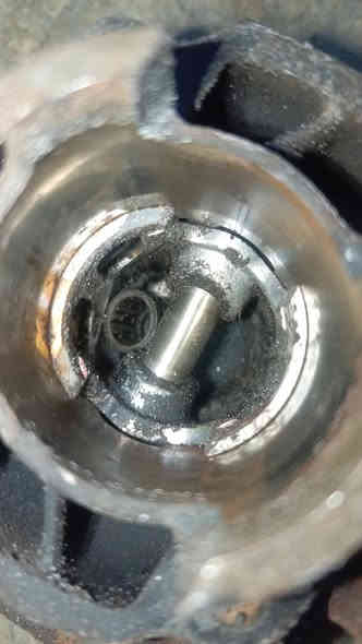 سلام عليكم 
بوشه وبستم و بوربرين60 حاويه مال رمبه 
بستم 4️⃣ رنكات ⭕🛞
گبل شد 
عدد 7️⃣5️⃣📛
مكان 🗾🗺️ بغداد الشعله 
☎️
***********
