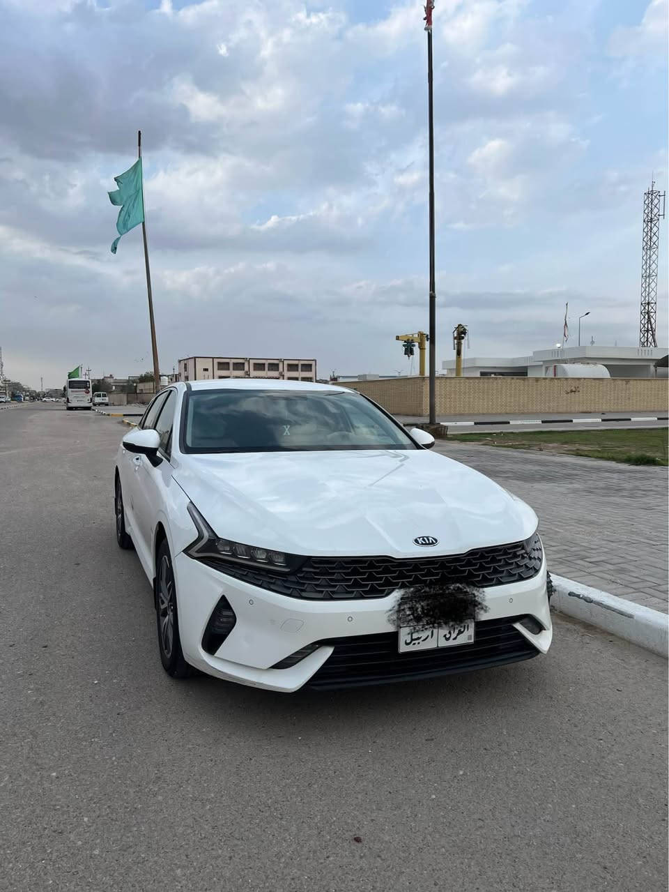 كيا اوبتيما2021 كفاله عامه خليجية وكير ومحرك كفاله و جاهزة مابيها نقص من تبريد وحدادة فول مواصفات عده الفتحة بصمه شاشة لمس كار بلي كشنات كهربائيه انضمه قياده سبورت ايكو نورمل مكينه 2000دوش تنفس طبيعي سنوية اربيل منتهيه صارلها شهر باسم شركة تتحول او وكاله سيارة مال جناي ماناقصها اي شي 
سعرها 179 
للتواصل *********** البصرة, العراق
