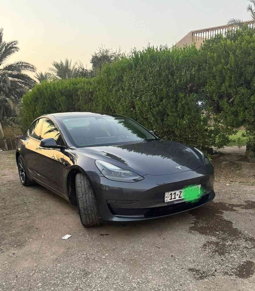 🚘 إعلان بيع – تسلا 3 وارد أمريكي 2023 🚘
السيارة: Tesla Model 3 – 2023 وارد أمريكا
الحالة: حادث بسيط، جانبي 
تبديل بابتين اصلي نفس اللون وصبغ جاملغ خلفي 
حادث خفيف 
ماشية:  26 الف  كم فقط
ملاحظة: أرباك  جانبي فقط 
السيارة جاهزة 
المواصفات:
✅ تحديث أونلاين
✅ مواصفات تسلا 3 المعروفة (كهربائية بالكامل – تك ماطور  – تشغيل ذكي – شاشة كبيرة – أنظمة أمان متطورة)
💰 السعر: 160 بيع فقط)
📍 المكان: بغداد – الغزالية 
📞 الاتصال: ***********
