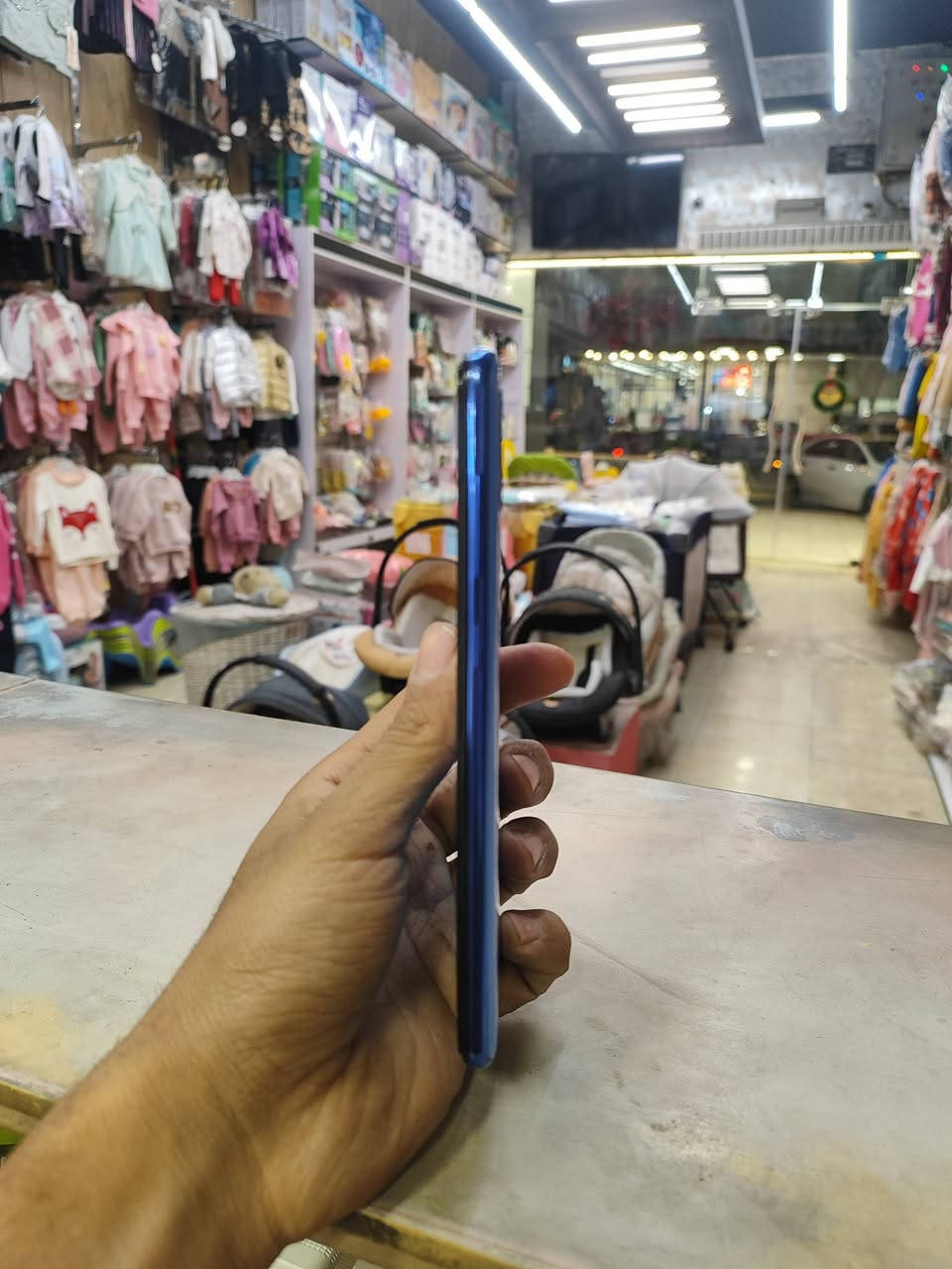 السلام عليكم تلفون للبيع كلكسي A70 ذاكرة 128
السعر 150 وبي مجال

للتواصل واتساب ***********

او تواصل خاص
