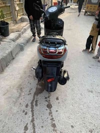 اكزز للبيع دراجه جاهزه سعر ٥٥٠ مكان مدينه الصدر ٠٧٧٣٦٠١٥٩٦٠