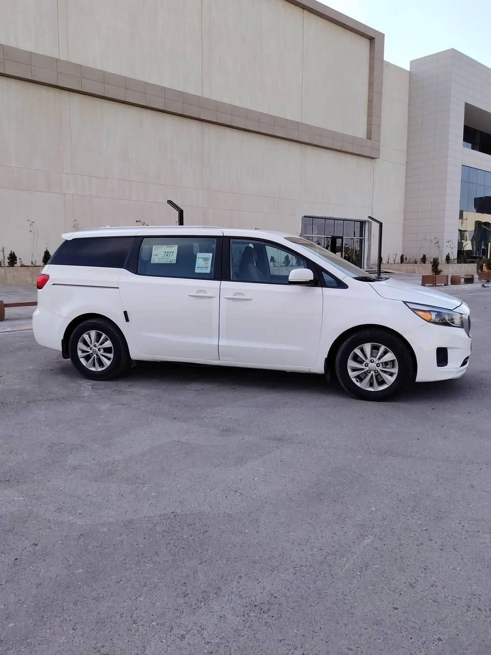 السلام عليكم للبيع بسعر 148 كيا سيدونا 2016 امريكي بيه صبغ 4 قطع بس رش بدون معجون ولا دواخل شرط السياره فول موصفات بيبان كهرباء جنطه كهرباء كشنات كهرباء 6 سلندر 7 راكب تبريد مركزي السياره جاهزه من كلشي بس شغل وتوكل على الله سنويه ورقم جدد العنوان تكريت
***********
