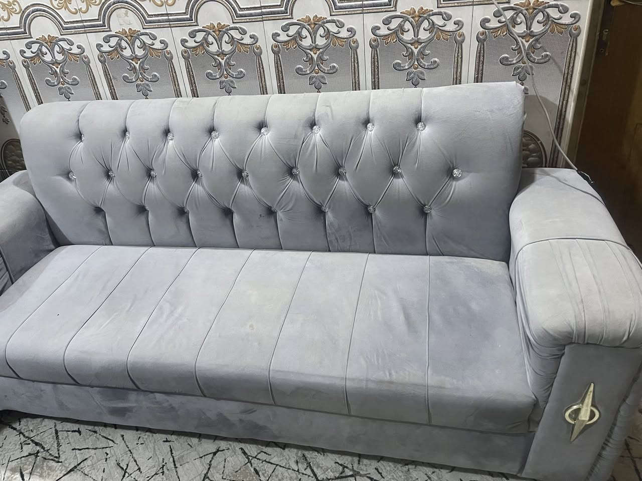 للبيع تخم كامل خمس قطع مكان نجف نضيف كلش السعر350


**إذا كنت صاحب هذا الإعلان وتريد حذفه لأي سبب، رجاءا أرسل رسالة إلى الدعم الفني**