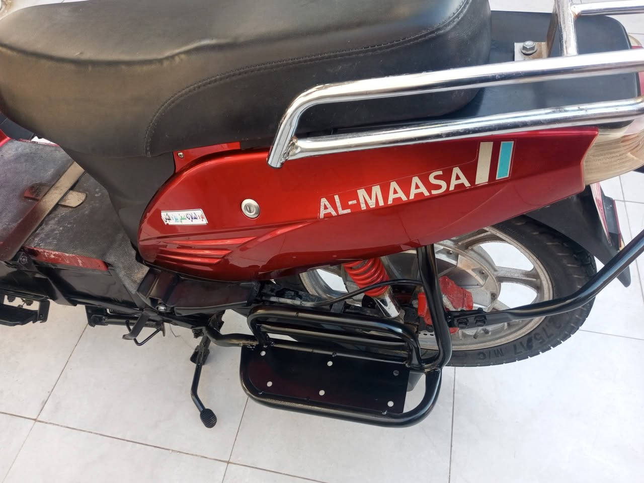 السلام عليكم دراجه شحن هارلي نضيفه بدون بطاريات 
السعر 250 الف قفل المكان المختار .
***********
