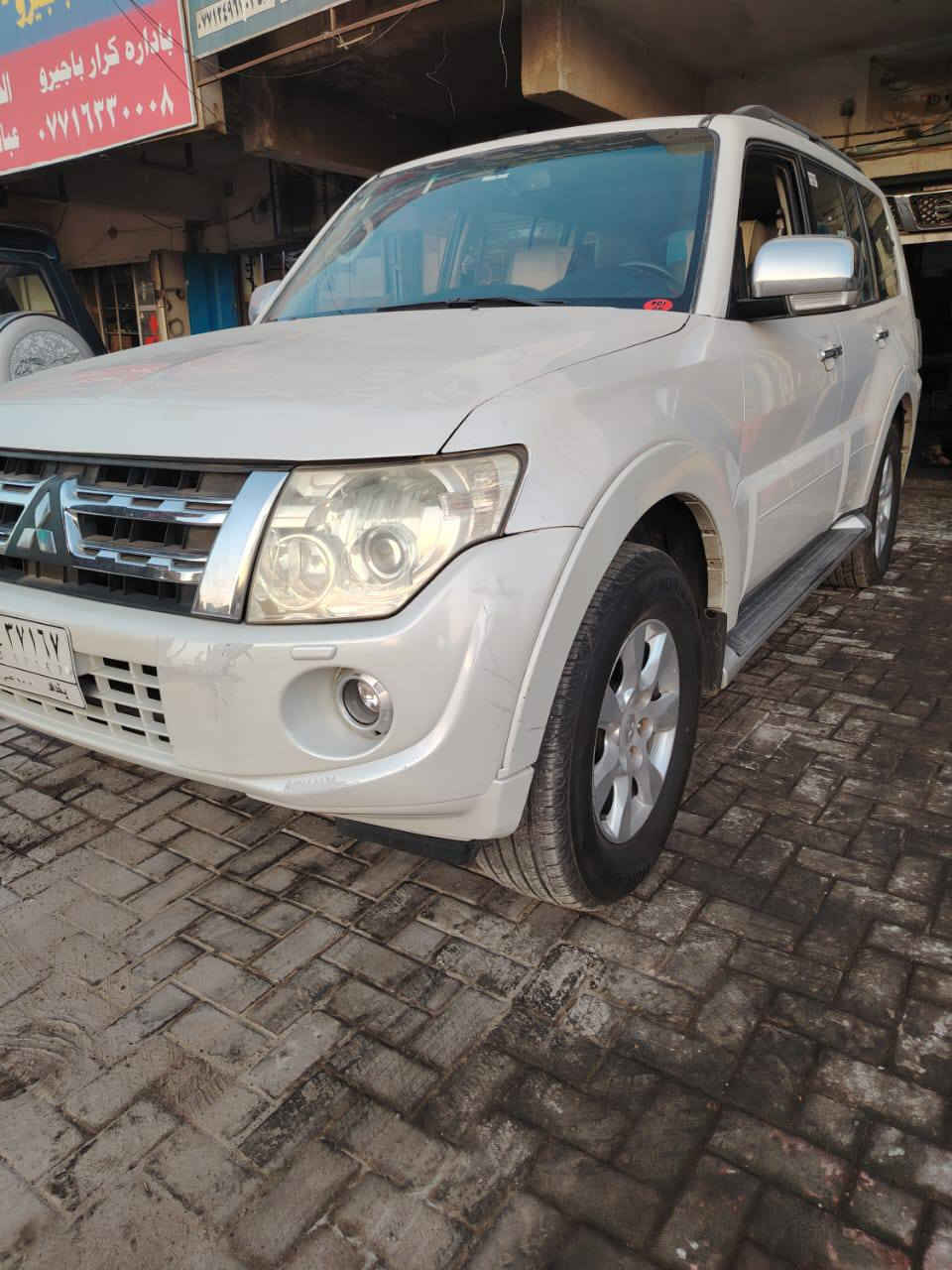 باجيرو 2013فول مواصفات عدا الدمام
ماشية 160
مكينه 3500ما مفتوحة 
رقم بغداد 
السعر 160
***********
مكفول عدا طخة بلصندوك
