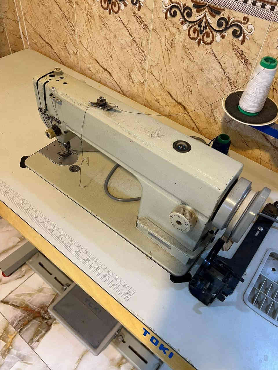 مكينه خياطه ياباني ماطور كاتم نضيفه وماداخله تصليح ابد سعرها ٢٠٠ شراي يتصل او يراسلني مكاني قرنه الثغر
***********
