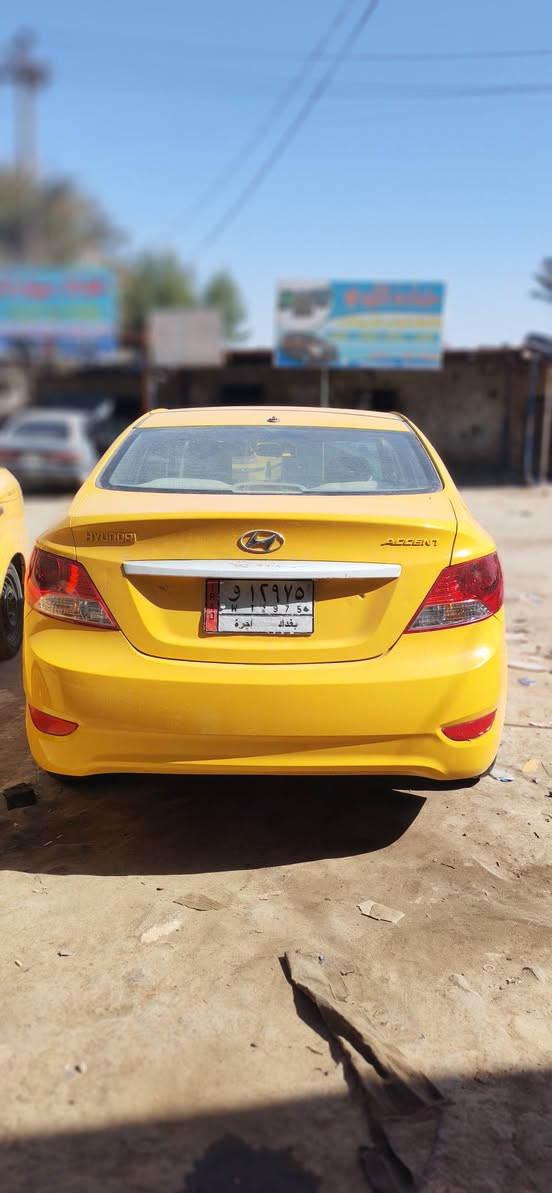 اكسنت موديل13 مكينه وكير وحداديه وتخم تاير رقم بغداد مصفره هيئه وغرامات صبغه جديدة امبدل بيها باب خلفي فقط (السعر82وبيها مجال حك الجيه) العنوان الديوانية (***********
