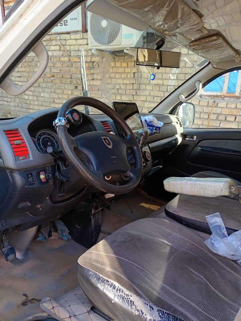 سلام عليكم جنبي عاليه موديل 2014رقم كربلاءمابيهه صبغ بس بل هلالت وطخه وره باب سلايت كير مكينه كسل تبريد مكفولت رقم  *********** السعر 145
