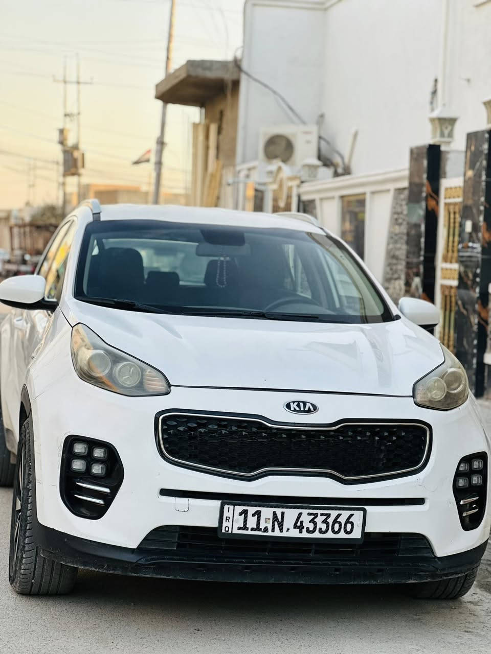كيا سبورتج 2017مكفوله السياره جاهزه كلين بدون حادث بدون قطره صبغ مكينه كير تبريد تخم تاير خير من الله مكاني بلكوت السعر 175وبيها مجال للشراي هاذا رقمي ***********
