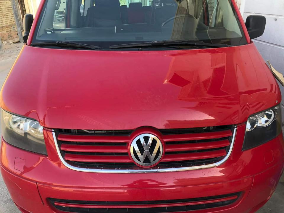 سلام عليكم سياره فولكن سواكن سبعه راكب للبيع موديل (٢٠٠٨) بلاديه محرك خمسه سلندر كاز توربو كير اوتوماتيك وقفل سرعه رقم اربيل دولي باسمي تدفئه وتبريد ثلاث قطع مصبوغه صبغ عام باوروبا مكفوله من الضربه مكاني كربلاء رقم الموبايل (***********) مع الواتساب عارضه (١٣٥) ورقه وبيه مجال
