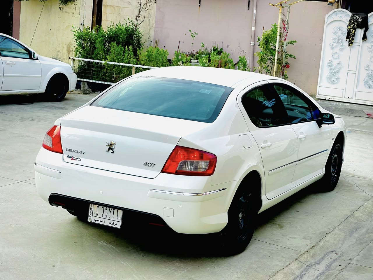 بيجؤ ٤٠٧ رقم كركوك مشروع وطني دفتر بانزين ماشي ١٥٠ الف گير محرك جديد جديد محرك جبير كهرابي كلة عل بلاد  تبريد تدفية كلة جديد صدر جديد  فول سيارة مابي برغي نقص بدون صبغ بي شبر بارد ٤ جام كهربائي بردة خلفي فول مواسفات شرط تحويل
 مكان سيارة كركوك 

***********واتسئاب 

***********
