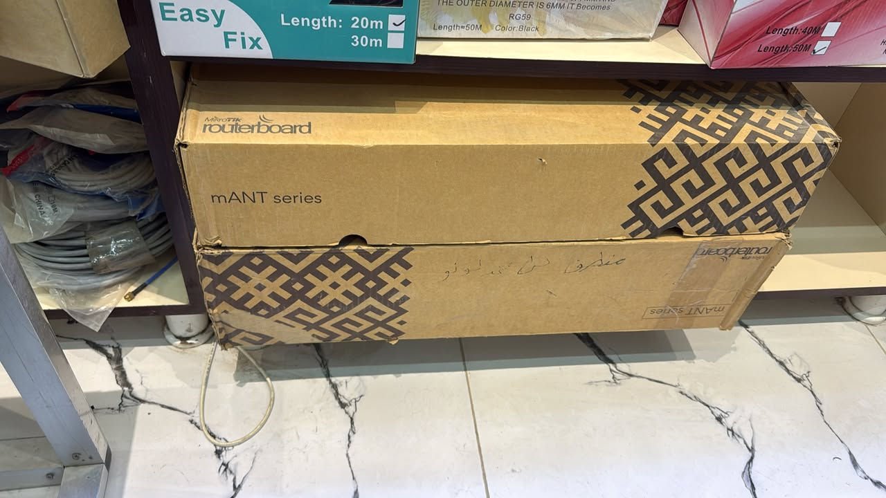 سكتر مايكروتك مع راوتر 921 مدمج جديد
السعر 80 الف جديد غير مستخدم
***********
***********
