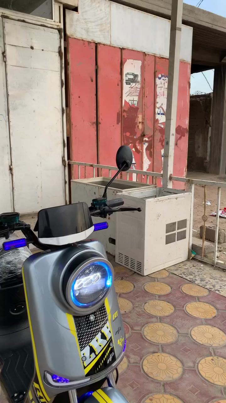 للبيع دراجه نضافه ٩٩/١٠٠ متوزاي عل بيعته مكاني   مديل ٢٠٢٥كوفه عباسيه سعر مناسب  رقم ***********
