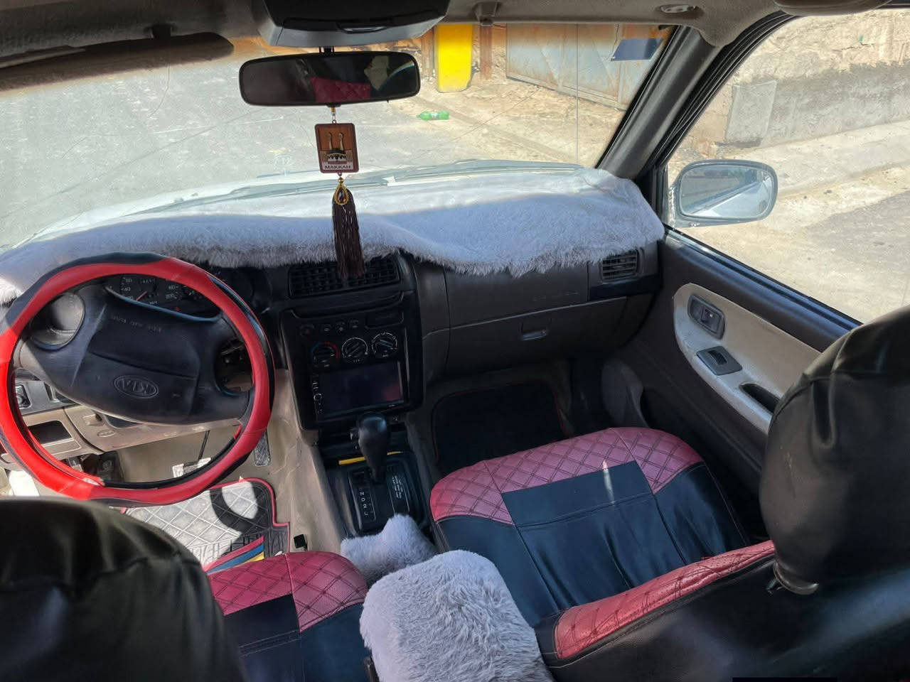 🚗 للبيع — كيا سبورتج موديل 2000
اللون أبيض 
سنويه إلى 2028
السيارة نظيفة ومرتبة
❄️ التبريد شغال ثلج
🛞 تاير سبير موجود
🔧 وضعها جيد وما تحتاج شي مهم
📍 جاهزة للفحص
المكان الانبار قضاء القائم 
السعر 44 ورقه
رقم بغداد تحويل مباشر
***********

