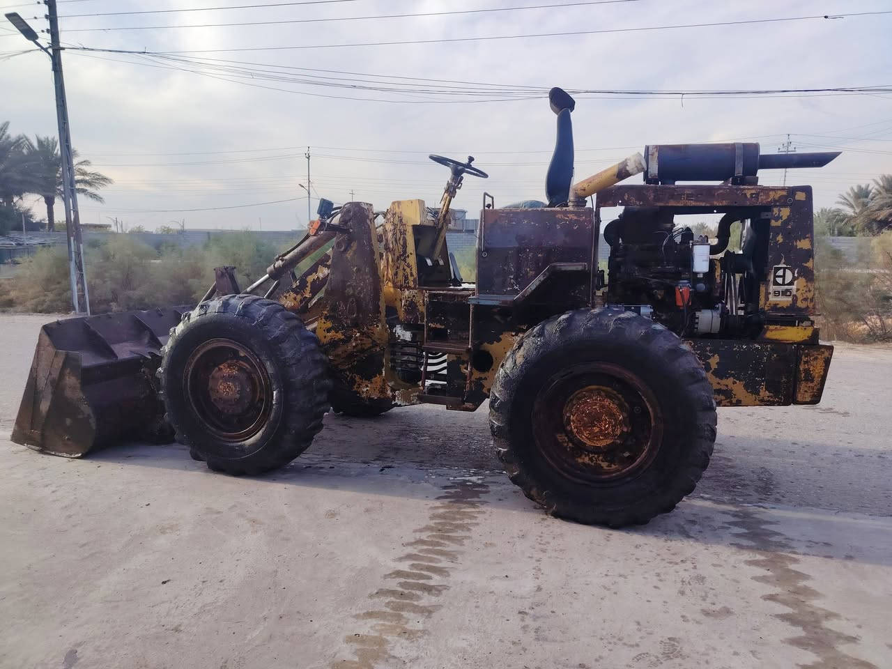 السلام عليكم شفل كتر بلر 910 محرك ناين ففتي 4سلندر محرك وكير مكفولات وبم تجفيت كامل جديد بريك الشفل جاهز للشغل  للاستفسار ***********
