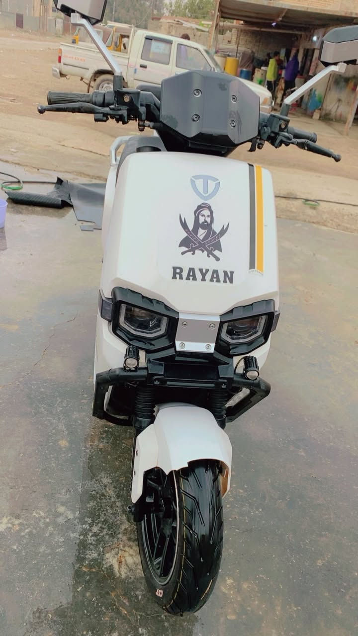 دراجة شحن للبيع مكفولة كفالة عامة من كلشي مكان بغداد ابو غريب
***********
