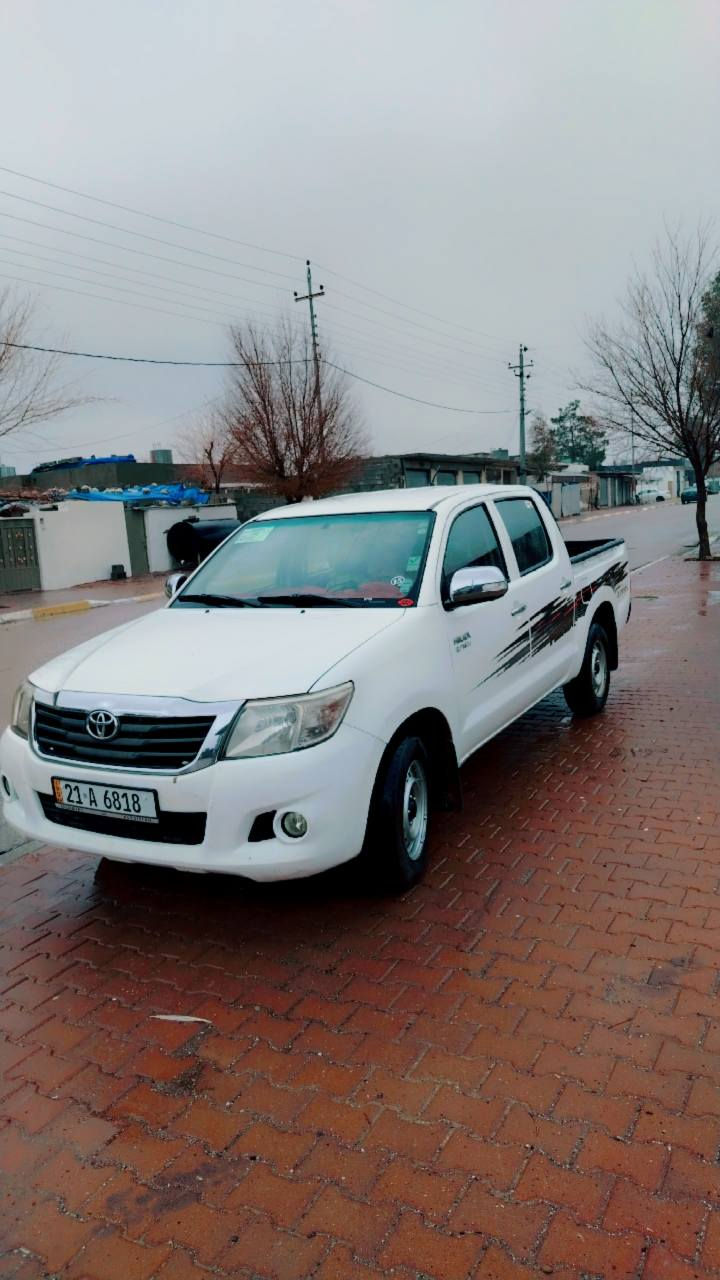 مەرزیه مۆدێلی2012 سعر 183 مەجال سەنەوی تا2029تازەیە بەناوی خۆمانە بەشەرتی گێڕو مەکینەو هەمووشتێک  بەس قەباغی سەرەوەی مەکینەکراوەتەوە دووپەڵەی بچووک ساردی هەیە  هەمووجوانکاریەکی بۆکراوە  چوار ڕەقەمیە
***********
*********** السليمانية, العراق
