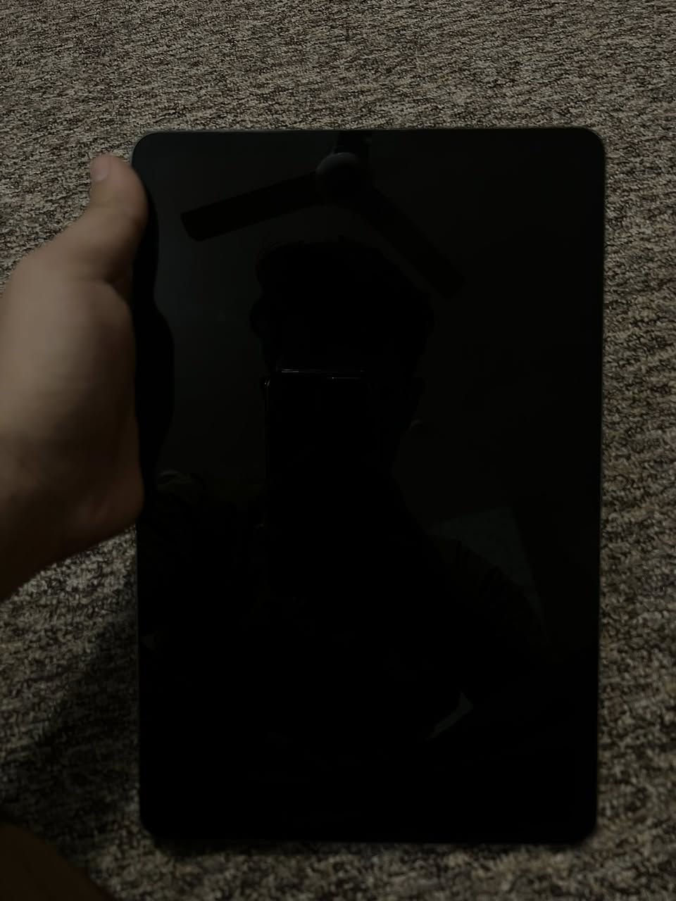📢 للبيع: Xiaomi Pad 5 Pro (نظيف جداً)
🚀 المواصفات:
• الشاشة: حجم 11 إنش بتردد 120Hz (سلاسة فائقة).
• الأداء: معالج قوي جداً للألعاب والبرامج الثگيلة.
• الذاكرة: [256] جيجابايت (سريعة النقل).
• البطارية : ضخمة بسعة 8600mAh 
• الحالة: نظيف شرط الفحص (Inspection Guaranteed).
📦 الملحقات:
• شاحن أصلي 40W + كفرين (2 Covers).
💰 السعر: [225]


**إذا كنت صاحب هذا الإعلان وتريد حذفه لأي سبب، رجاءا أرسل رسالة إلى الدعم الفني**