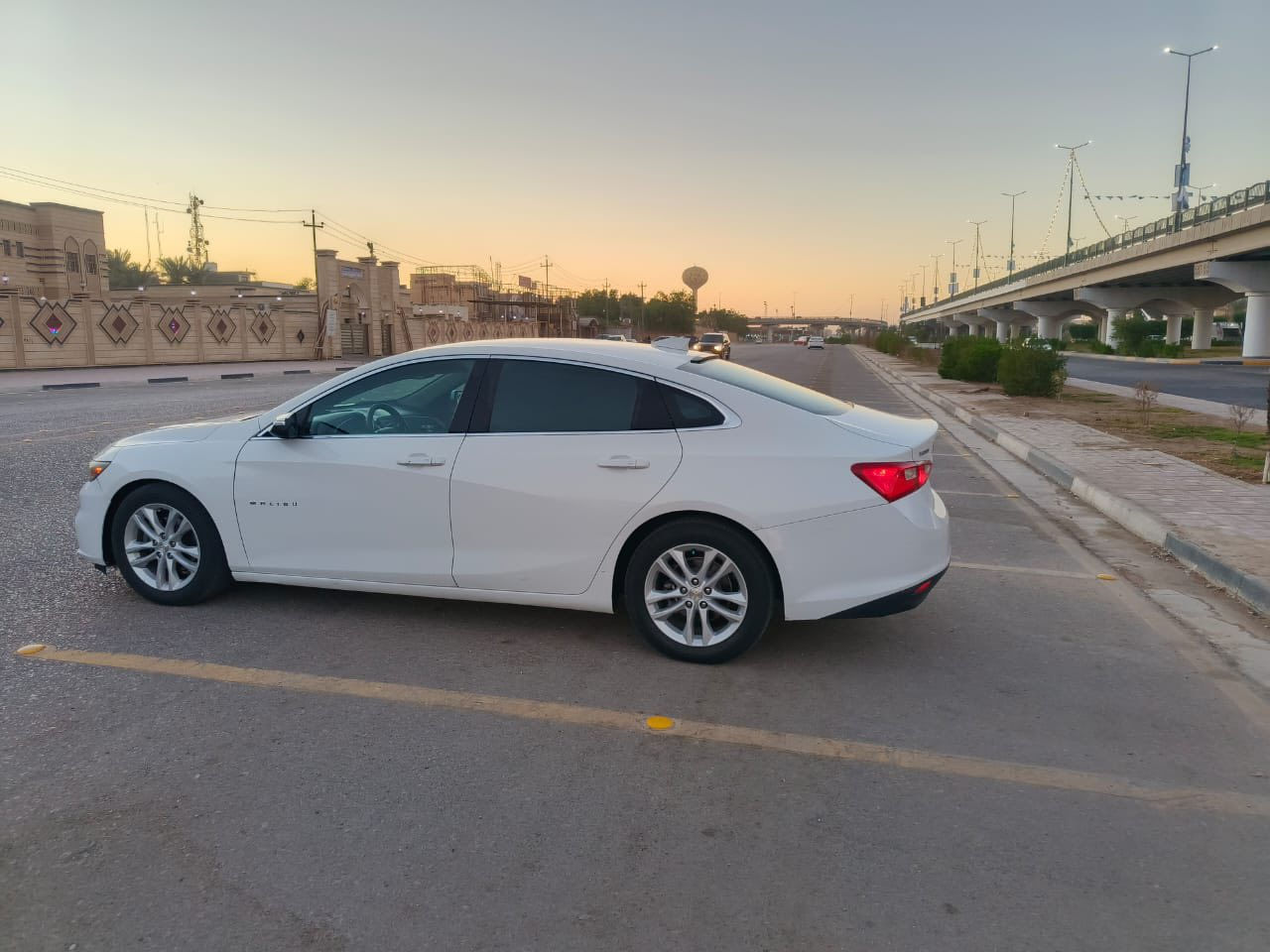 سلام عليكم
ماليبو lt ٢٠١٨ حادث موضح صور للسونار 

راعيهه موجود شرط التحويل 

مواصفات معروفه 
السعر ٩٥ مجال للطيبين 

مكان السياره بغداد 

***********
