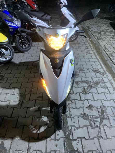 للبيع دراجه سبيسي حديث مديل٢٠٢٠مكينه ١٢٥ دراجه مكفوله مكينه بلاديه مملعوب بيها دراجه خير من الله سعر ٧٥٠ 
عنوان صالحيه قرب سنك 
رقمي ***********
