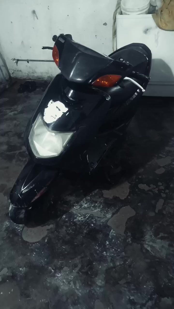 سلام عليكم دراجه سكنس نثيه مراوس ب ماكس دراجه نشطه شلعه ومعدل سرعه 140 اي عطل مابيه وهاذ رقمي *********** متوفر وتساب
