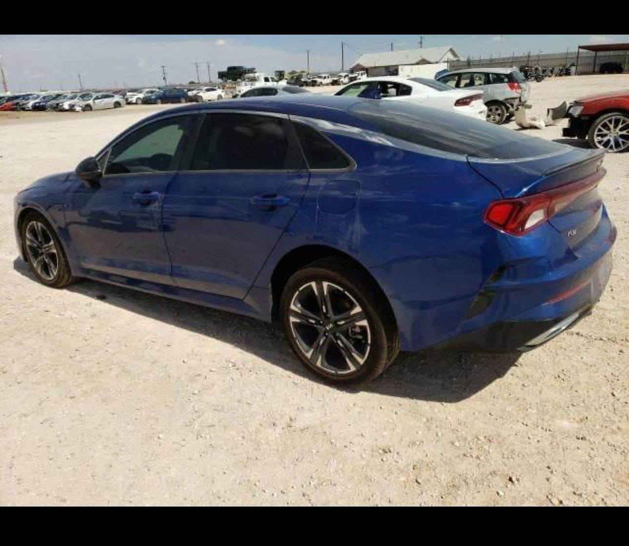 بسعر مناسب
كي فايف موديل 2021 رقم أربيل بسم شركه ومتفق وياهم على التحويل يوم الاثنين التحويل والغرامات سياره كلش نضيفه الحـــــادث الامريكي : بس جاملخ امام مبدل وبنيد صبغ بالطارف بدون تبديل  بدون دواخل 
الفئة : جيتي لاين
المحرك : 1.600 تيربو  محرك كير على وضع الشركه 
المــواصـــفـــات جيتي لاين
 : بصمة تشغيل  
: سايد بريك كهربائي 
: شاشة كبيره 
: رادار جانبي 
: رادار امامي 
: تحكم ستيرن  فول  
: وقوف ذاتي 
السعر 160 وبيها مجال مكان السياره بغداد اليرموك وشراي يتصل على الرقم ***********
