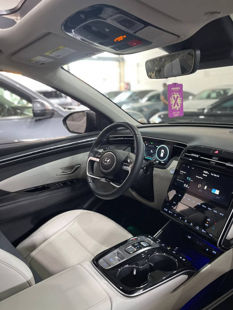 Hyundai Tucson Hybrid Limited 2024 AWD                                                هيونداي توسان هایبرید لمتید امریکی 2024  
ماشية 17 الف مايل فقط 🔥
سيارة دخول جديد 🇺🇸
رقم كاتي دهوك وتگدر تترقم اقليم

محرك 1.6 تيربو هايبرد اقتصادي
دبل AWD
فول مواصفات ليمتد
شاشة كبيرة + عدادات ديجيتال
كاميرات 360
رادار وحساسات
بانوراما
مقاعد جلد تبريد وتسخين
تشغيل بصمة
LED
Apple CarPlay + Android Auto

السيارة بها:

* الجاملخ  امامي ايسر
* نص باب خلفي سايق
* نص الجاملخ خلفی ايسر
* صندوق کلیر امریکا

سونار و فحص ایتالی موجود ل سیارە  🔥
السيارة تشتغل وتمشي

للاستفسار:
***********
واتساب موجود
