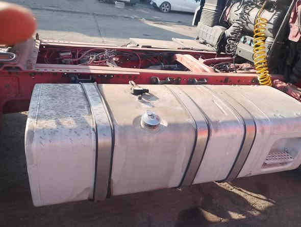 تانكي كاز للبيع 700 لتر نضيف ٪۱۰۰ سعرة مناسب مكان طوزخورماتوو 
***********
