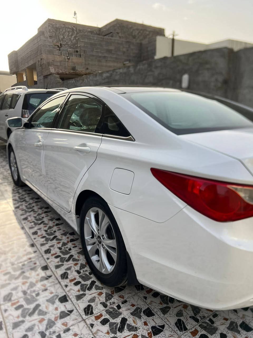 سوناتا مضلع خليجي 2011
دوش 2400
بغداد رقم دولي 
تحويل مباشر 
صدر جديد 
تبريد ثلج
محرك كير على الفحص 
على السونار 
السعر 120 
مكان الرمادي البوفراج 
***********
