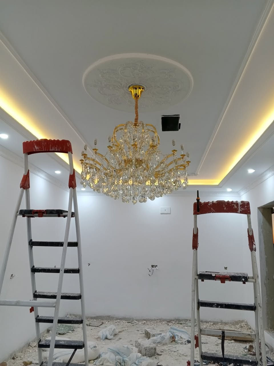 سلام عليكم
ديكورات مغربي متفرغ حالين
 اصطه محمد السبهان 
الشغل هندسي
 وبسعر مناسب كلش
نموذج من اعمالنا 
جميع ديكورات 
1- جبسن بورد و تغليف الجدران  بوكسات قواطع مغربي +  بورد + بوردx
2- فلين + بديل خشب+  
3- ديكور بلازمة. 
4- سحبات داخليه وخارجيه
5- نشتغل جميع محلات والمجمعات  بكادر مميز
يوجد لدينا كادر مجمعات بسعار مناسبه جدن
التواصل ***********👉واتساب
