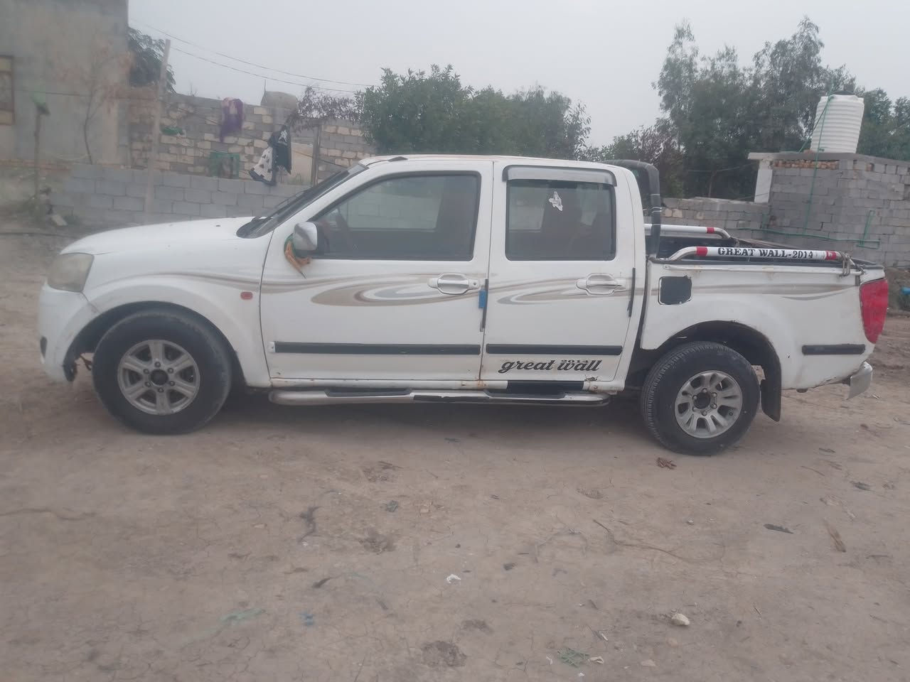 سيارة للبيع اكريت ويل موديل 2014 
سيارة جاهزه مجهزه من حداده جديده تخم تايرات جددد مكينه نضيفه كير اكسن كفاله كرهبيات كلي شغال 
مكان سيارة ناصريه رقم سيارة ميسان انكليزي دولي 
سنويه مجدده لل 2030 سعر 45 به مجال 
رقم هاتف ***********
