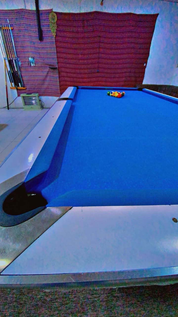 ئەم 3مێزە بۆ فرۆشتن سامپڕۆ ویرکە کیمئەستەر کامل ئەشیا دارو تۆپ زۆر جوانو پاکن لۆک  شوێن سەیسادق ڤایبەر واستاب***********
