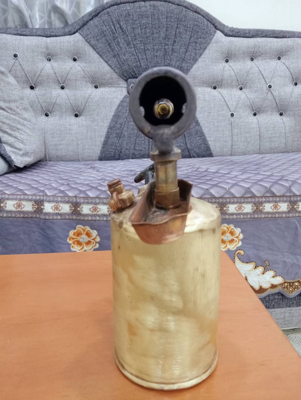 عفريت نفطي انكليزي نحاس ثقيل شغال و بريمز نفطي نحاس هندي حجم الوسط يوجد توصيل


**إذا كنت صاحب هذا الإعلان وتريد حذفه لأي سبب، رجاءا أرسل رسالة إلى الدعم الفني**