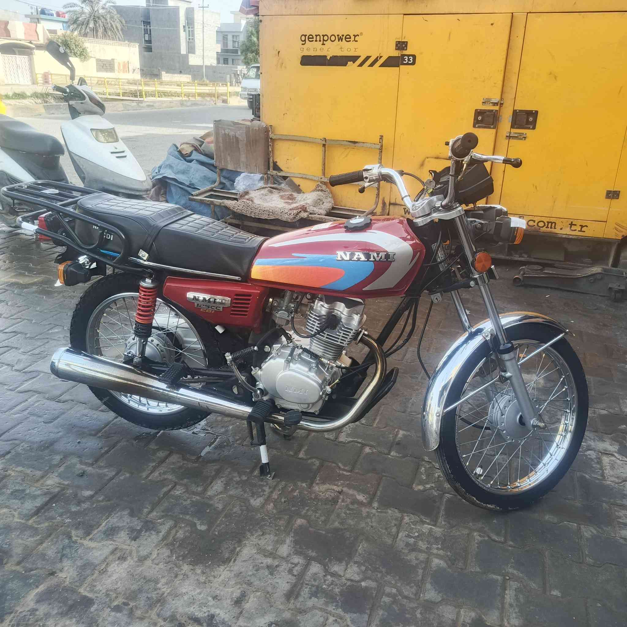 سلام عليكم دراجه نامه اصلي شلامجه اوراق كامله دراجه تترقم موديل 2023 للبيع /السعر ؟؟  
الاستفسار ***********
