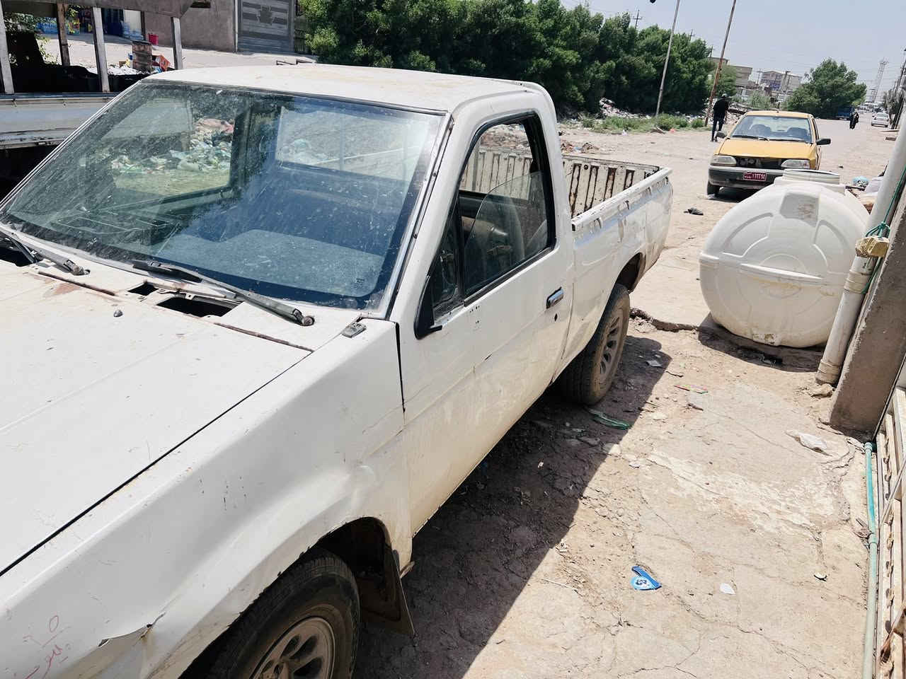 سلام عليكم عندي هاي سيارة لبيع رقم اصفر الأنبار  بسمي بيع تصقيط سعر مناسم مكاني بغداد جسر ديالى جديد ل لكرغوليه رقم ***********
