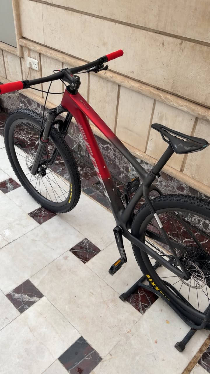 السلام عليكم
للبيع SCOTT SCALE كاربون 🌟 
حجم 29 
فريمM 
كروب سيت SRAM NX 
بريكات سرام 
اطارات MAXXIS ASPEN چوبلس 
دبل ROCK SHOX LYRIK 
ستيرن RACE FACE كاربون 
رگبه RXL SL كاربون 
بوري سرج SYNCROS كاربون 
سرج كاربون 
وياله كاربون

مكاني بغداد زيونة 710📍 
للتواصل/***********☎️ 
يتوفر توصيل جميع انحاء العراق🚚
