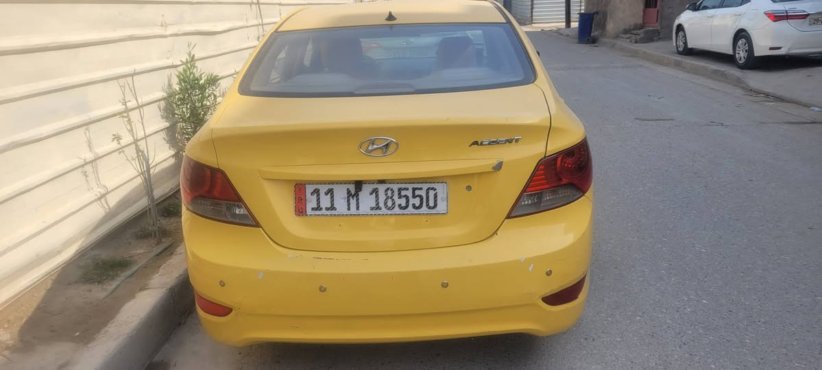 اكسنت موديل ١٣ خليجي
مكينه ١٦٠٠ دوش المرغوب
مكينه بدايه تبخير
كير مكفول صدر امامي خلفي جديد السياره مدوشمه ارضيه وكشنات وسقف وصندوق مرايه داخليه تسجيل الشارع الامامي والخلفي وداخل السيارة يعني تسجيل ٣ كاميرات 
تخم تاير نظيف 
باتري وسلف جديد منظمة بانزين جديده سياره كلش حلوه 
بأسمي رقم بغداد الدولي مصفرة هيئة وغرامات 
السعر ٧٥ $
مكاني بغداد الامين منطقة سكينه خلف بانزين خانه الجبهة 
رقمي ***********
اعتذر عن المراوس والخاص والاجابه بالتعليقات
