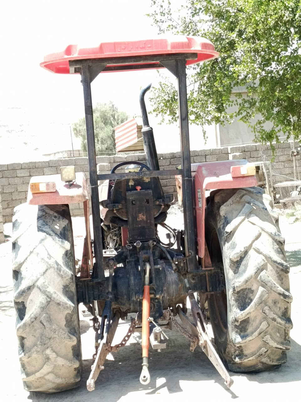 السلام عليكم
تركتر إيران للبيع موديل 2008

محرك و كير شرط وراه خرماش تسعه

السعر70وبيه مجال مكان صلاح الدين الشرقاط

***********
