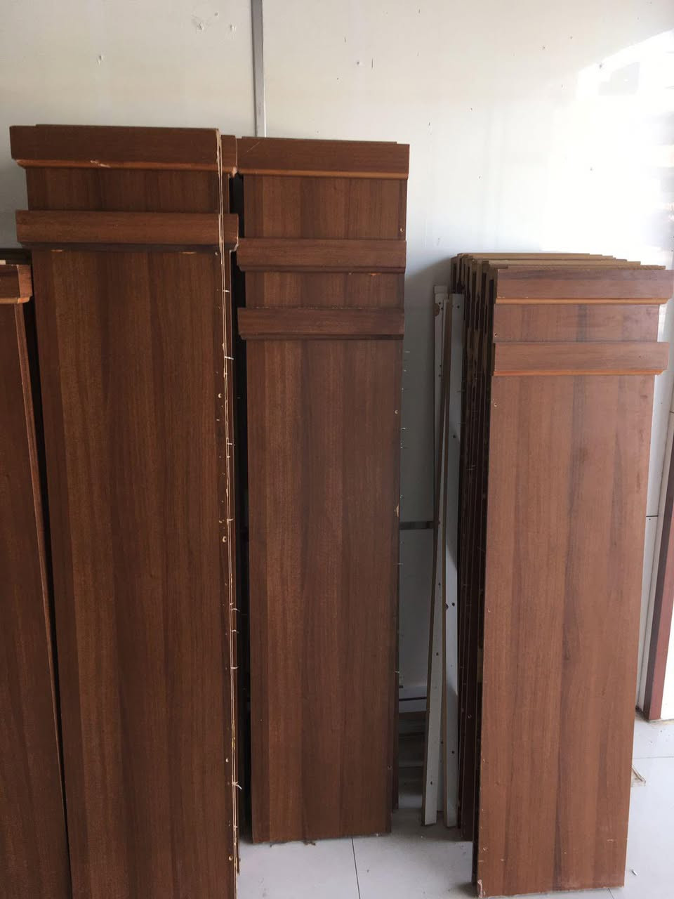 للبيع .ملكان تركي +ديكور خشب مع ملحقاته العنوان بغداد
للأستفسار مراسله على الخاص او واتساب 
***********
