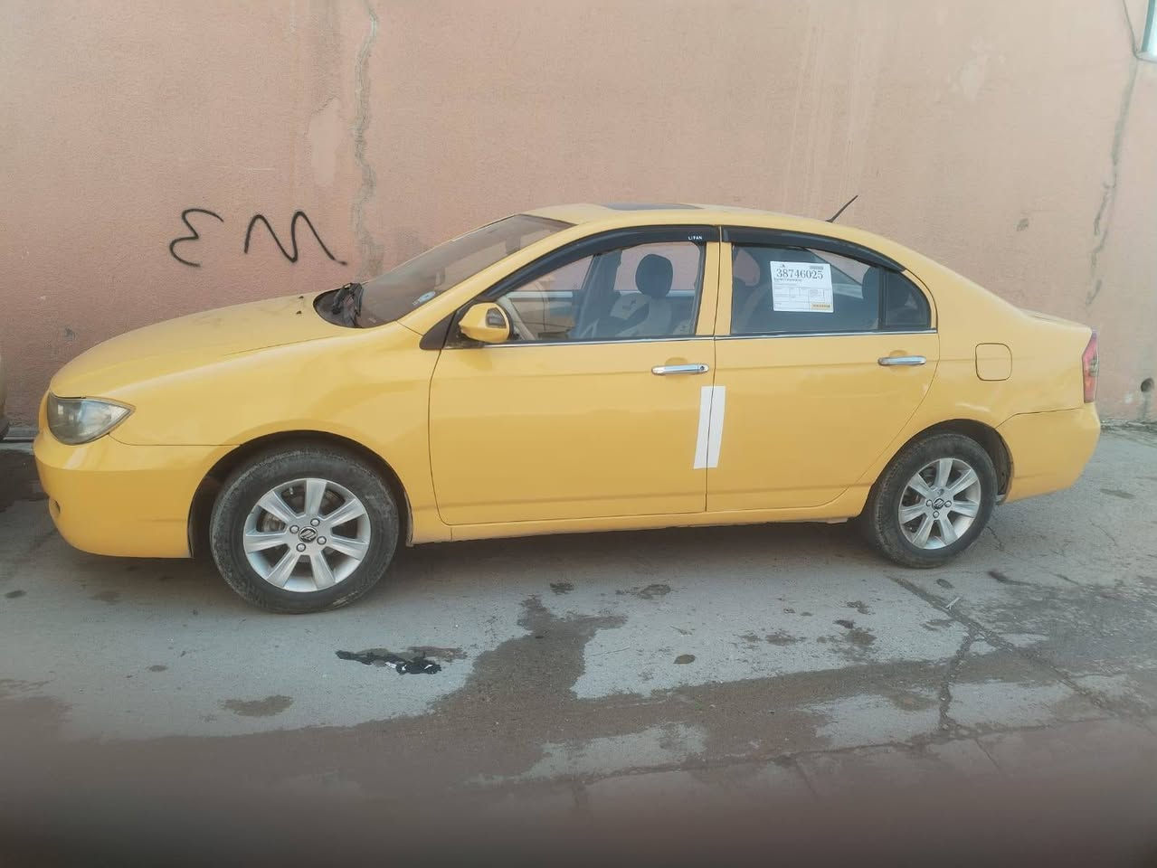 ليفان مديل ١٣ محرك وكير كورلا ومال كصه ستيرن وطخم وتايرات  كلو جديد مصبوغه جديد جماليه فقط السياره مال مصرف مطلوبه  يعني اشكد معرف اني اشتريت هيج فقط لك يمي وكاله  هيئه مطلوبه ٨٠٠ الف  السعر ٢٨ وبيها مجال ***********  اسيا  *********** كورك
