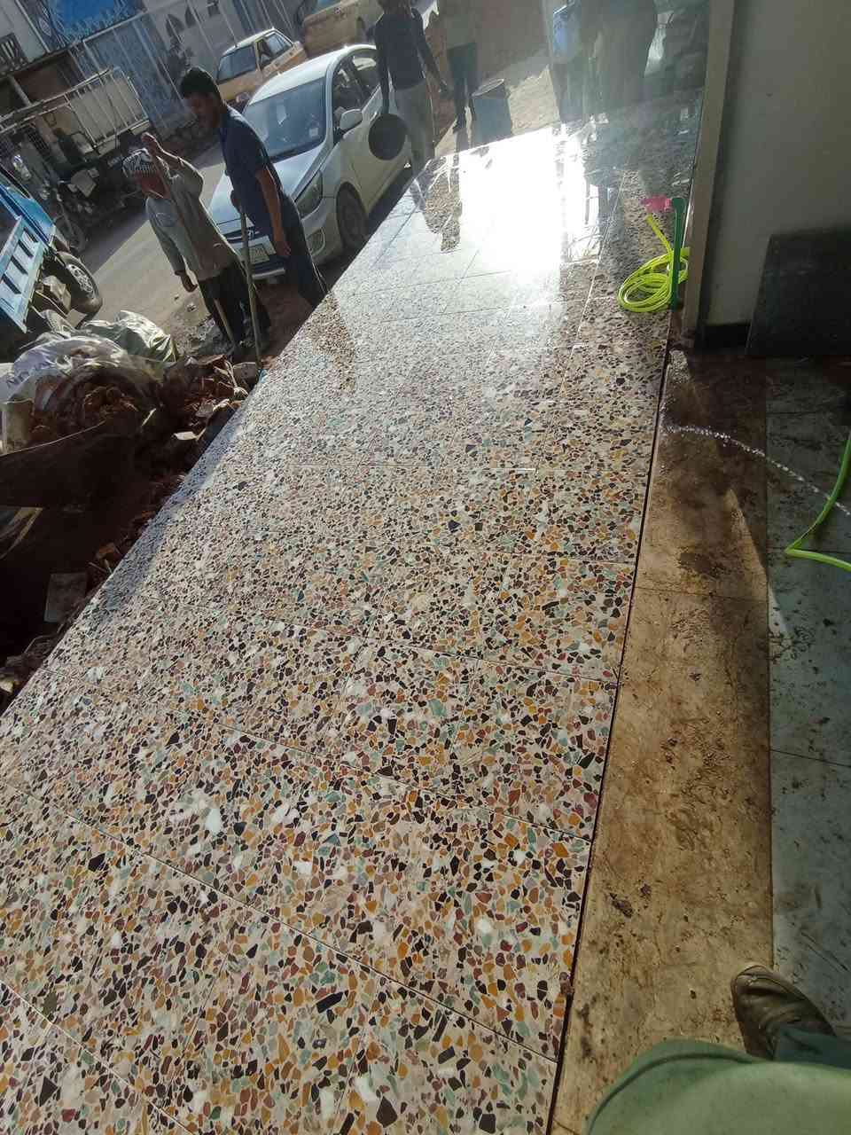 خلفه سيراميك ارضيات وجدار والواح درجة اولى واسعار مناسبه متفرغ حاليا مكاني نجف كوفه *********** وات
