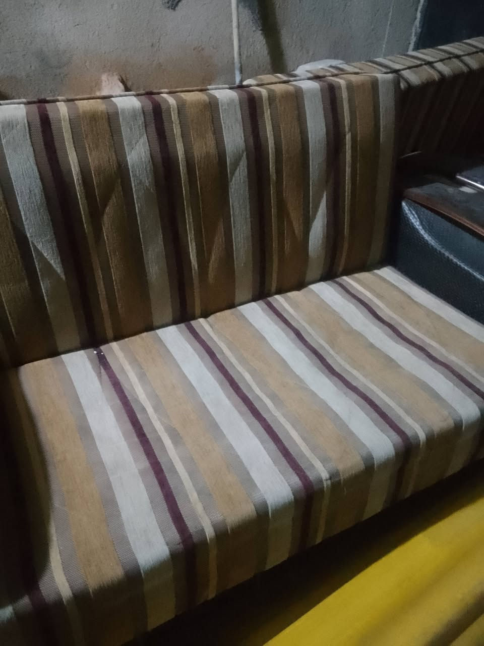 تخم تسعه نفر يصير مخزن وجربايه سعر 200 كربلاء حي العسكري ***********
