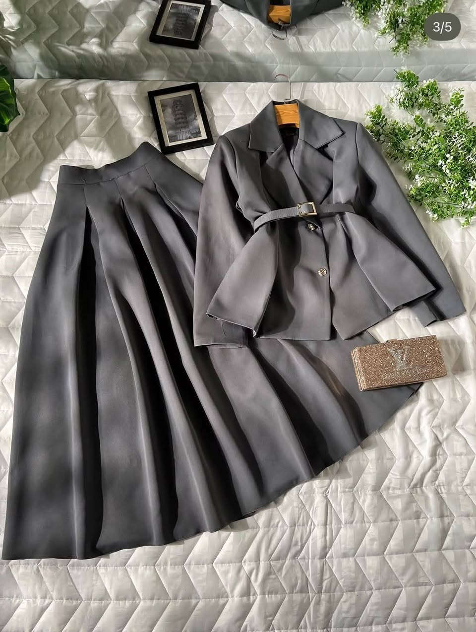 طقم قطعتين 💕
للحجز على واتساب 
***********
السعر ٣٨ الف 
نوع الخامة دابل تركي 
المقاسات   🌹40🌹42🌹44🌹46🌹
