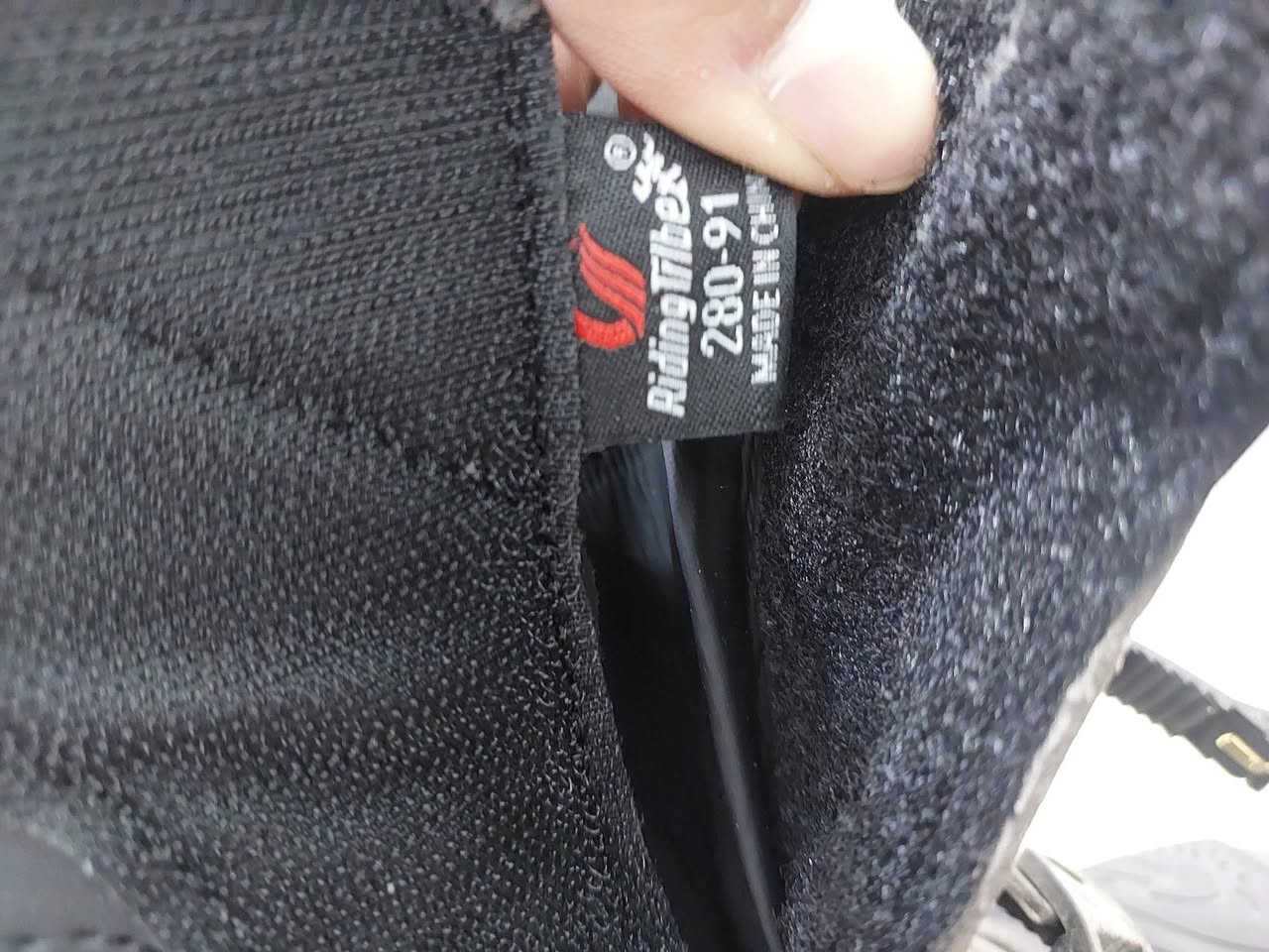 سيفتي دراجات بهل شكل شي راقي جديد ماملبوس قياس 43 ماركة عالمية اصلي سعر 45 الف توصيل موجود


**إذا كنت صاحب هذا الإعلان وتريد حذفه لأي سبب، رجاءا أرسل رسالة إلى الدعم الفني**