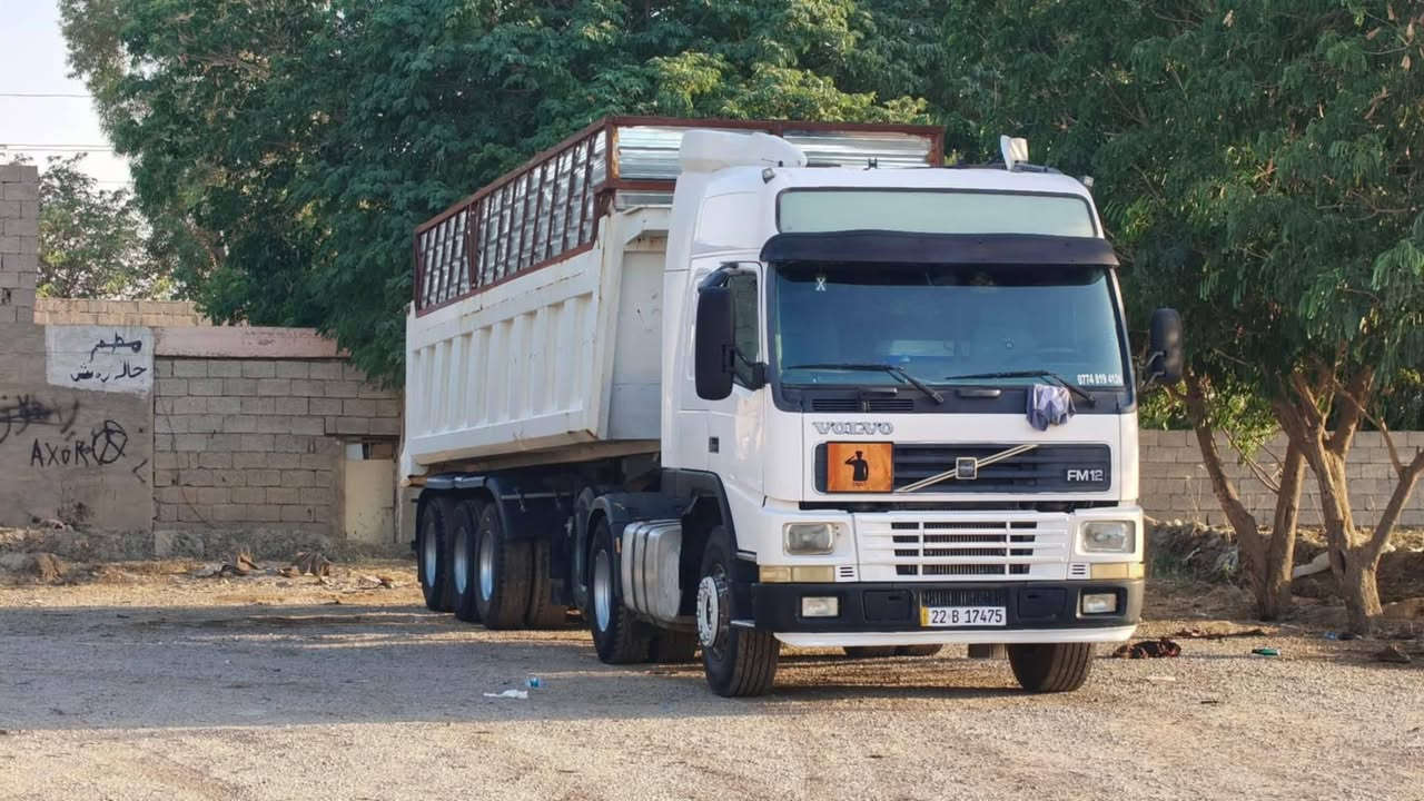 ڤالڤو شخاط 2002 FM سحال خلفي  تك تاير سيارة خير من الله اكسل محرك كلشي بشرط مربوط نساف بودي CNC مابي عيب *********** لاستفسار
