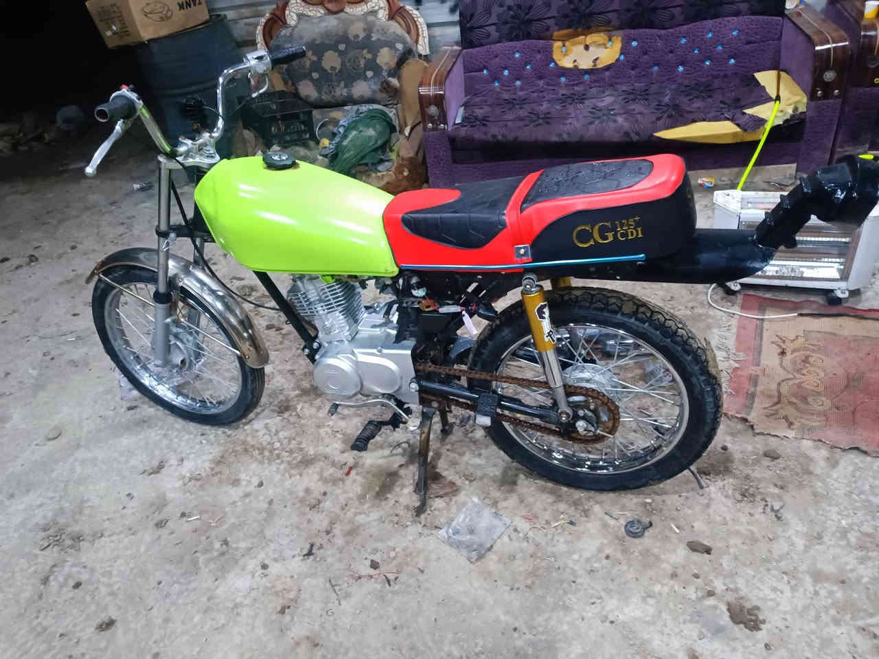 السلام عليكم دراجه نامه اللبيع تعمير كله جديد كلك السعر 500 وبيه مجال بكاني فضليه
***********
