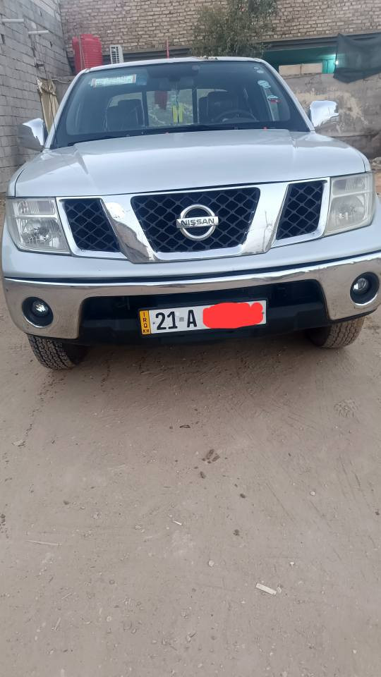 السلام عليكم  من رخصة الادمن سيارة نيفاره موديل 2009سياره مثلما موضح بل صوره السياره بيها صبغ جراد بلبنيد الجاملغ صفحة السايق بي تعديل عالبارد و الجاملغ الخلفي مضروب ومصلح السياره تخم تاير جديد كير ومكينه وحداديه خير من الله سنويا ما ساقطة رقمها شمالي مراوس لو بيع  سعر 80 مكاني كربلاء للاستفسار الاتصال على الرقم*********** كربلاء, العراق
