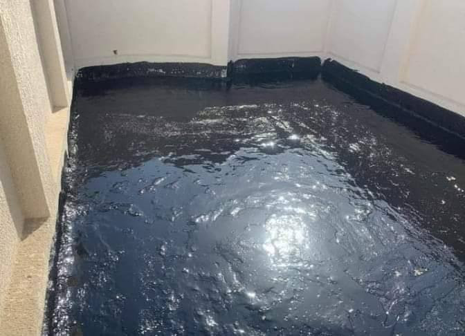 جزء من أعمالي تزفيت السطوح واعاده الماستك بطريقة الكوي ولكبس الاستفسار ع ***********
