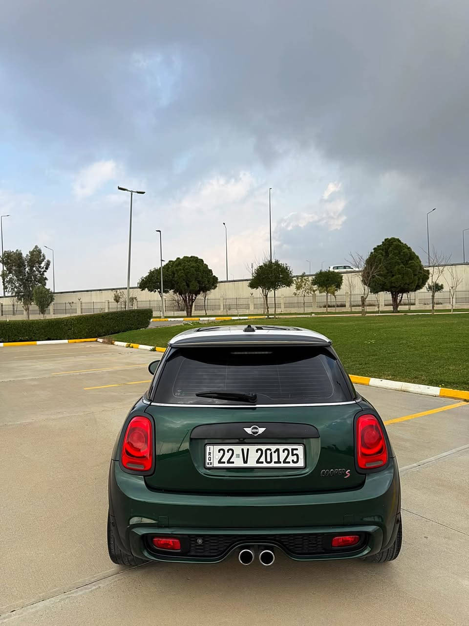 {mini cooper-s 2017}
🇬🇧~~~~~~~~~~~~~~~98$~~~~~~~~~~~~~~🇬🇧
( وارد امريكى حادث بوند و نص باب سكن بدون دواخل ارباك ستيرن و تكمة مرجع سستم )
موديل : ٢٠١٧
مكينة : 2.0 ليتر بنزين 4 سلندر توربو 🛸
ماشية : 107 الف حقيقى
لون : زيتونى 
رقم شاصى : WMWXP7C33H3B94560
                    —————————————————
مواصفات فول فول واحد على واحد 1️⃣ 
گير و مكينة و صدر وكهربائي كل شرط 
سيارة بئسمى سنوى و رقم و فحص كل جديد تحويل مباشر
            {سيارة جاهزه الحمدلله بدون نقص }
            ————————————————
مكان سيارة / اربيل شارع ٦٠ 
رقم موبيل /***********
                                             📲***********
سعر سيارة : ٩٨٠٠$ دولار امريكى نيهاتة
‏🇬🇧~~~~~~~~~~~~~~~~~~~~~~~~~~~~~~~~🇬🇧 أربيل, العراق
