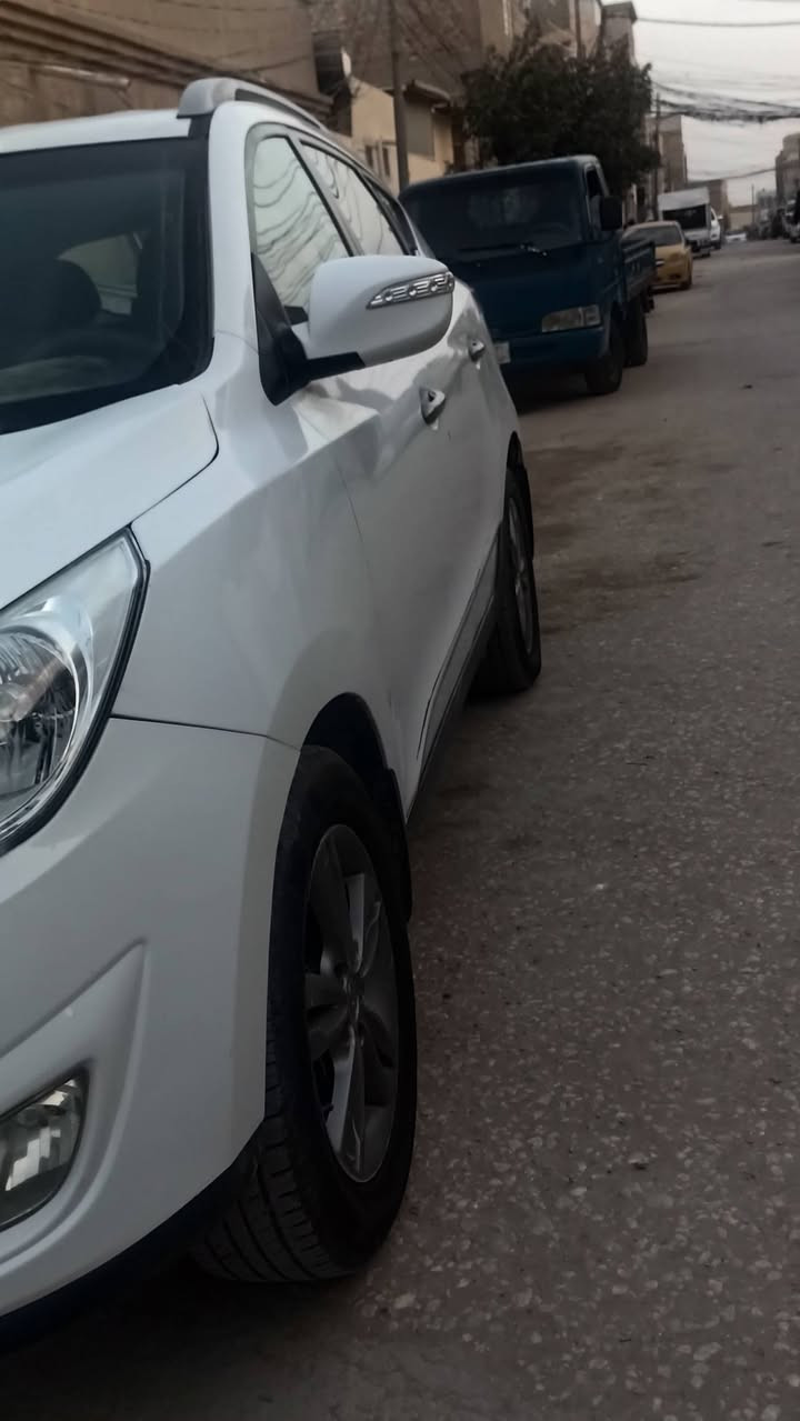 السلام عليكم سيارة توسان 2013 نجف للبيع باسمي مكفولة من الضربه والتبديل بس بيها صبغات اثر جراد مكانات السعر 125 وبيها مجال للشراي رقمي *********** مامتواجد. ع فيس
